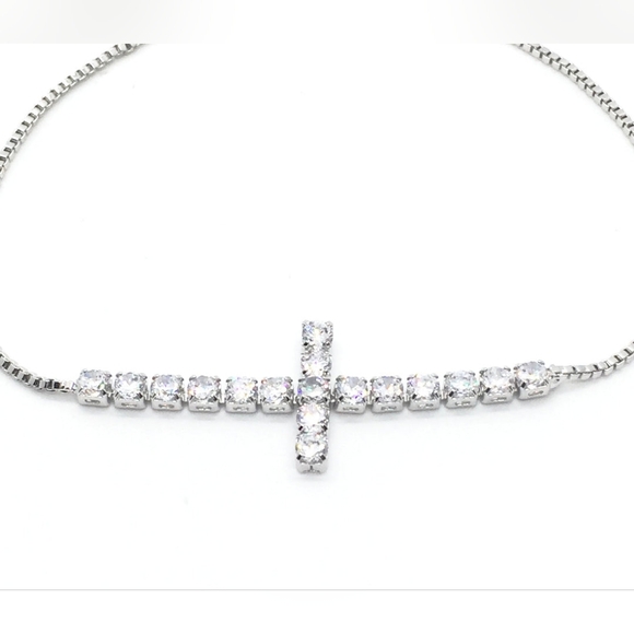 Silver Tone Box Chain Bracelet w/ 2" Cubic Zirconia Cross Pendant- NEW - Picture 2 of 3